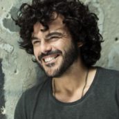 Francesco Renga: Ascolta “Nuova luce”, il nuovo singolo Francesco Renga: Ascolta “Nuova luce”, il nuovo singolo