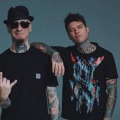 J-Ax & Fedez: Ascolta “Senza pagare”, il nuovo singolo vs. T-Pain J-Ax & Fedez: Ascolta “Senza pagare”, il nuovo singolo vs. T-Pain