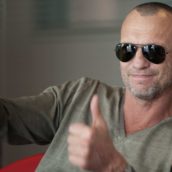 Biagio Antonacci: Ascolta “In mezzo al mondo”, il nuovo singolo Biagio Antonacci: Ascolta “In mezzo al mondo”, il nuovo singolo
