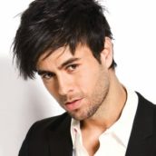 Enrique Iglesias: Si intitola “EL BAÑO” il nuovo singolo feat. Bad Bunny Enrique Iglesias: Si intitola “EL BAÑO” il nuovo singolo feat. Bad Bunny