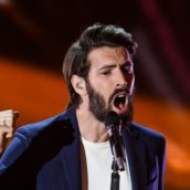 Giovanni Caccamo: Ascolta “Eterno”, il nuovo singolo in gara a Sanremo Giovanni Caccamo: Ascolta “Eterno”, il nuovo singolo in gara a Sanremo