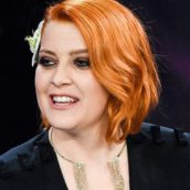Noemi: Ascolta “Non smettere mai di cercarmi”, nuovo singolo in gara a Sanremo Noemi: Ascolta “Non smettere mai di cercarmi”, nuovo singolo in gara a Sanremo