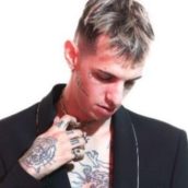 Achille Lauro: E’ uscito “Ammò”, il nuovo singolo feat. Clementino & Rocco Hunt Achille Lauro: E’ uscito “Ammò”, il nuovo singolo feat. Clementino & Rocco Hunt