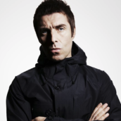 Liam Gallagher chiede a suo fratello Noel di riunire gli Oasis