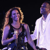BEYONCÉ: RECORD DA 1 MILIARDO DI DOLLARI DI INCASSI BEYONCÉ: RECORD DA 1 MILIARDO DI DOLLARI DI INCASSI