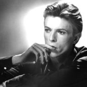DAVID BOWIE: ARRIVA IL DISCO DEL LIVE A GLASTONBURY 2000 DAVID BOWIE: ARRIVA IL DISCO DEL LIVE A GLASTONBURY 2000