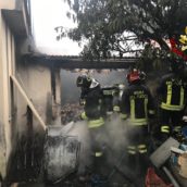Incendio a Pago del Vallo di Lauro Incendio a Pago del Vallo di Lauro