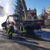 Autocarro prende fuoco a Parolise Autocarro prende fuoco a Parolise