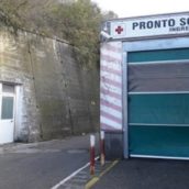 Ariano Irpino, ragazza incinta si accascia a terra e muore Ariano Irpino, ragazza incinta si accascia a terra e muore