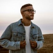 Rocco Hunt lascia la musica Rocco Hunt lascia la musica