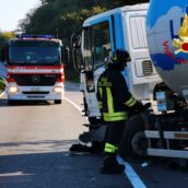 Avellino, schianto sulla Variante tra un’autovettura e una cisterna che trasportava GPL Avellino, schianto sulla Variante tra un’autovettura e una cisterna che trasportava GPL