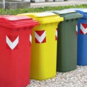 Ariano Irpino, domani venerdì 1° novembre regolare il conferimento del rifiuto indifferenziato nel Centro Storico, mente non verrà effettuata la raccolta della plastica Ariano Irpino, domani venerdì 1° novembre regolare il conferimento del rifiuto indifferenziato nel Centro Storico, mente non verrà effettuata la raccolta della plastica