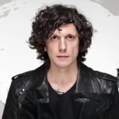 Ermal Meta torna in tour nei palazzetti con sette date live nel 2021 Ermal Meta torna in tour nei palazzetti con sette date live nel 2021