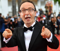 Roberto Benigni ospite al Festival di Sanremo! Roberto Benigni ospite al Festival di Sanremo!