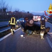 Incidente sul Raccordo: giovane in ospedale Incidente sul Raccordo: giovane in ospedale