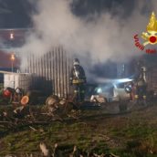 Montoro, incendio in un deposito agricolo Montoro, incendio in un deposito agricolo