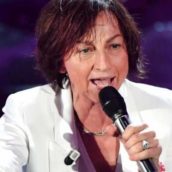 Gianna Nannini: rimandati i concerti di maggio e giugno Gianna Nannini: rimandati i concerti di maggio e giugno