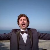 “L’immunità di gregge”: tutta l’ironia di Checco Zalone nella sua nuova canzone sul Coronavirus “L’immunità di gregge”: tutta l’ironia di Checco Zalone nella sua nuova canzone sul Coronavirus