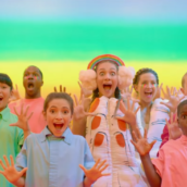 Sia: è uscito il nuovo singolo “Together”, tratto dal film “Music” Sia: è uscito il nuovo singolo “Together”, tratto dal film “Music”
