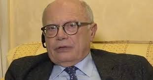 Coronavirus,Prof.Massimo Galli:”Il virus non si è indebolito,abbiamo imparato a curarlo meglio” Coronavirus,Prof.Massimo Galli:”Il virus non si è indebolito,abbiamo imparato a curarlo meglio”