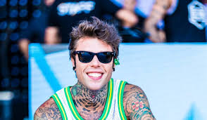 Fedez torna al rap con un nuovo singolo: “Problemi con tutti (Giuda)” Fedez torna al rap con un nuovo singolo: “Problemi con tutti (Giuda)”