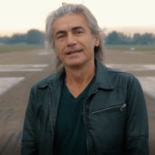 Ligabue: “30 anni in un giorno” rinviato al 19 giugno 2021 Ligabue: “30 anni in un giorno” rinviato al 19 giugno 2021
