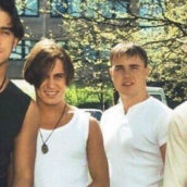 Robbie Williams torna con i Take That: reunion per beneficenza Robbie Williams torna con i Take That: reunion per beneficenza