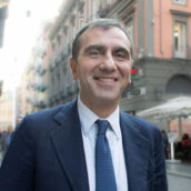 Regione Campania, Lega: ancora incertezze su erogazione borse di studio da parte dell’ADISURC Regione Campania, Lega: ancora incertezze su erogazione borse di studio da parte dell’ADISURC