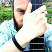 “Svegliamoci”: il nuovo singolo di Donato Castagnozzi “Svegliamoci”: il nuovo singolo di Donato Castagnozzi
