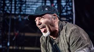 Vasco Rossi: “non ho mai scritto canzoni per dire cose che piacessero agli altri”