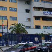 Violenze sessuali su un 14enne con problemi psichici Violenze sessuali su un 14enne con problemi psichici