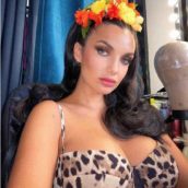 Elettra Lamborghini più sensuale che mai Elettra Lamborghini più sensuale che mai