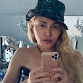 Madonna oscurata su Instagram per video su cospirazione vaccino Covid