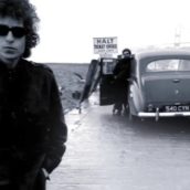 “Knockin ‘on Heaven’s Door” di Bob Dylan compie 47 anni