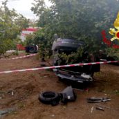 VIDEO/Auto sbanda e si ribalta: ferita una ragazza VIDEO/Auto sbanda e si ribalta: ferita una ragazza