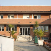 Tragedia alla clinica Montevergine: infermiere muore stroncato da un infarto Tragedia alla clinica Montevergine: infermiere muore stroncato da un infarto