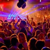 Da oggi in vigore il nuovo DPCM: le discoteche rimarranno chiuse Da oggi in vigore il nuovo DPCM: le discoteche rimarranno chiuse