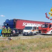 Video/Impatto frontale sull’Ofantina tra un’auto e un camion: donna in gravi condizioni Video/Impatto frontale sull’Ofantina tra un’auto e un camion: donna in gravi condizioni