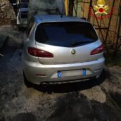 Due auto in fiamme a Volturara Irpina. Nessun ferito Due auto in fiamme a Volturara Irpina. Nessun ferito