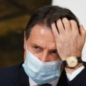 Coronavirus: nuovo Dpcm firmato da Conte. Sarà in vigore da domani Coronavirus: nuovo Dpcm firmato da Conte. Sarà in vigore da domani