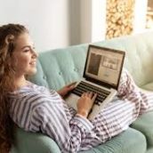 300 euro per guardare serie tv sul divano: l’offerta di lavoro di un’azienda di abbigliamento 300 euro per guardare serie tv sul divano: l’offerta di lavoro di un’azienda di abbigliamento
