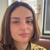 Arisa senza trucco e il messaggio di #bodypositive: “Ho deciso di tornare allo stato originale della mia faccia” Arisa senza trucco e il messaggio di #bodypositive: “Ho deciso di tornare allo stato originale della mia faccia”