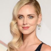 Polemiche a Pontedera, Chiara Ferragni è Madonna del presepe Polemiche a Pontedera, Chiara Ferragni è Madonna del presepe