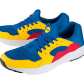 Scarpe Lidl: folle corsa al supermercato, sono già sold out in tutta Italia Scarpe Lidl: folle corsa al supermercato, sono già sold out in tutta Italia