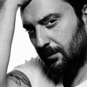 Cesare Cremonini schizofrenico: “Mi hanno salvato la psichiatria e il camminare”