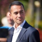 Di Maio contro De Luca:”Non so se il Governatore stia nascondendo qualcosa” Di Maio contro De Luca:”Non so se il Governatore stia nascondendo qualcosa”