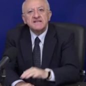 Dpcm Natale, De Luca: «In Campania spostamenti tra piccoli comuni vietati» Dpcm Natale, De Luca: «In Campania spostamenti tra piccoli comuni vietati»