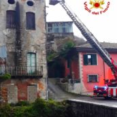 Maltempo in Irpinia: caschi rossi in azione Maltempo in Irpinia: caschi rossi in azione