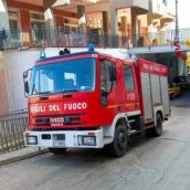 Pietrastornina, incendio al piano terra di un’abitazione: nessun ferito Pietrastornina, incendio al piano terra di un’abitazione: nessun ferito