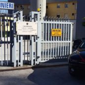 Montella, in giro con un coltello a serramanico: 40enne denunciato dai Carabinieri Montella, in giro con un coltello a serramanico: 40enne denunciato dai Carabinieri